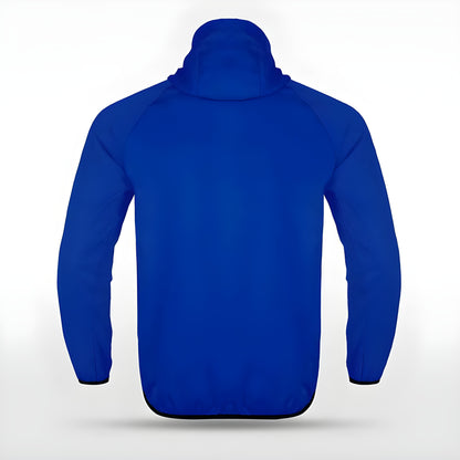 Blaue Allwetterjacke